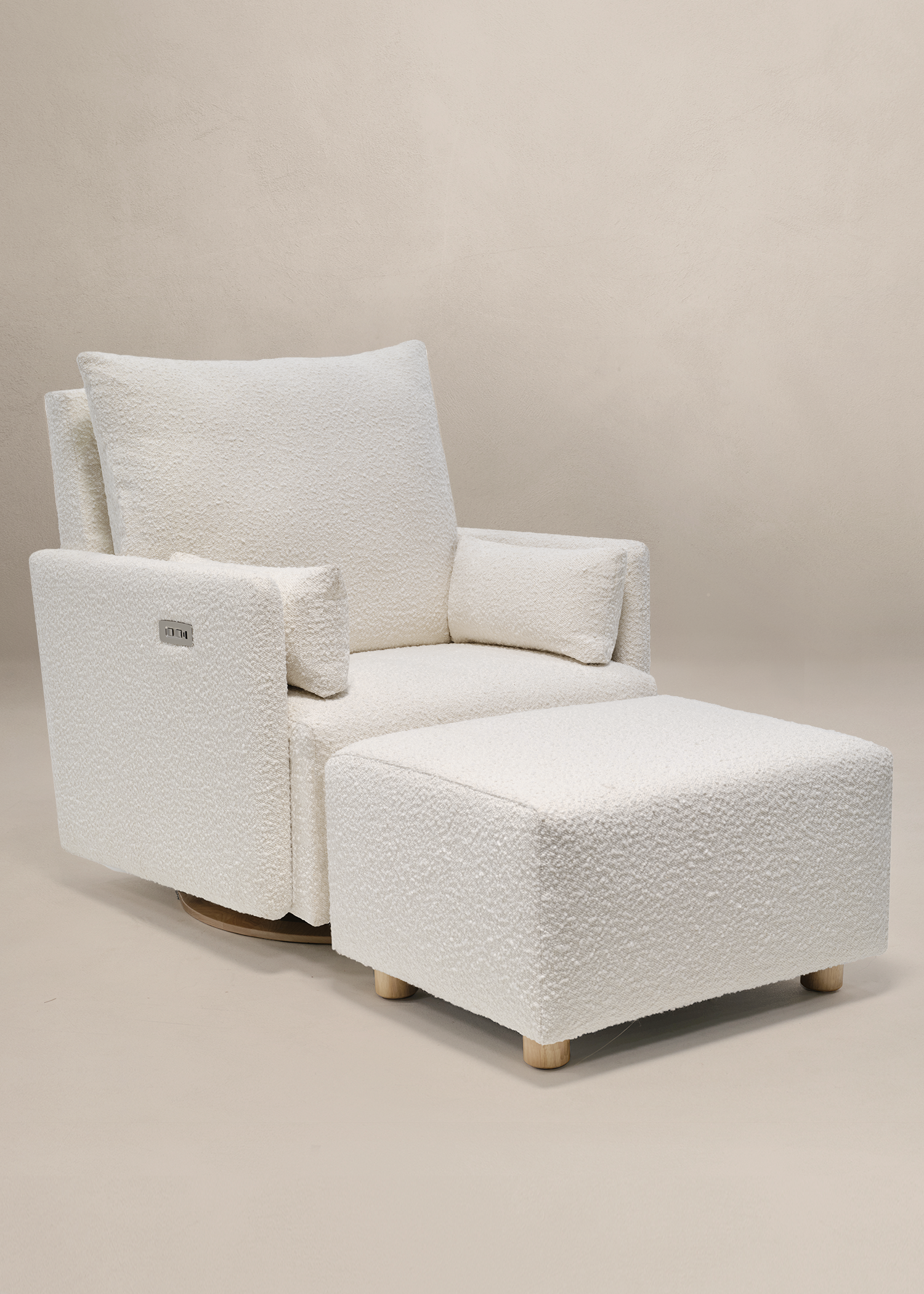 HIGH PERFORMANCE BOUCLE OYSTER